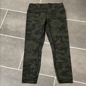 Lululemon Wunder Under High-Rise Tight 25" *Full-On Luxtreme size 10